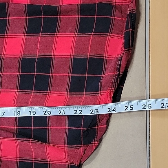 Loft Size L Red & Black Plaid Popover Top, Long Sleeve, Gently Used Condition - Picture 9 of 13